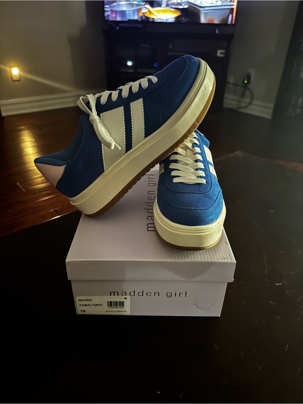 Madden Girl Womens Cobalt Blue and White Low-Top Sneakers